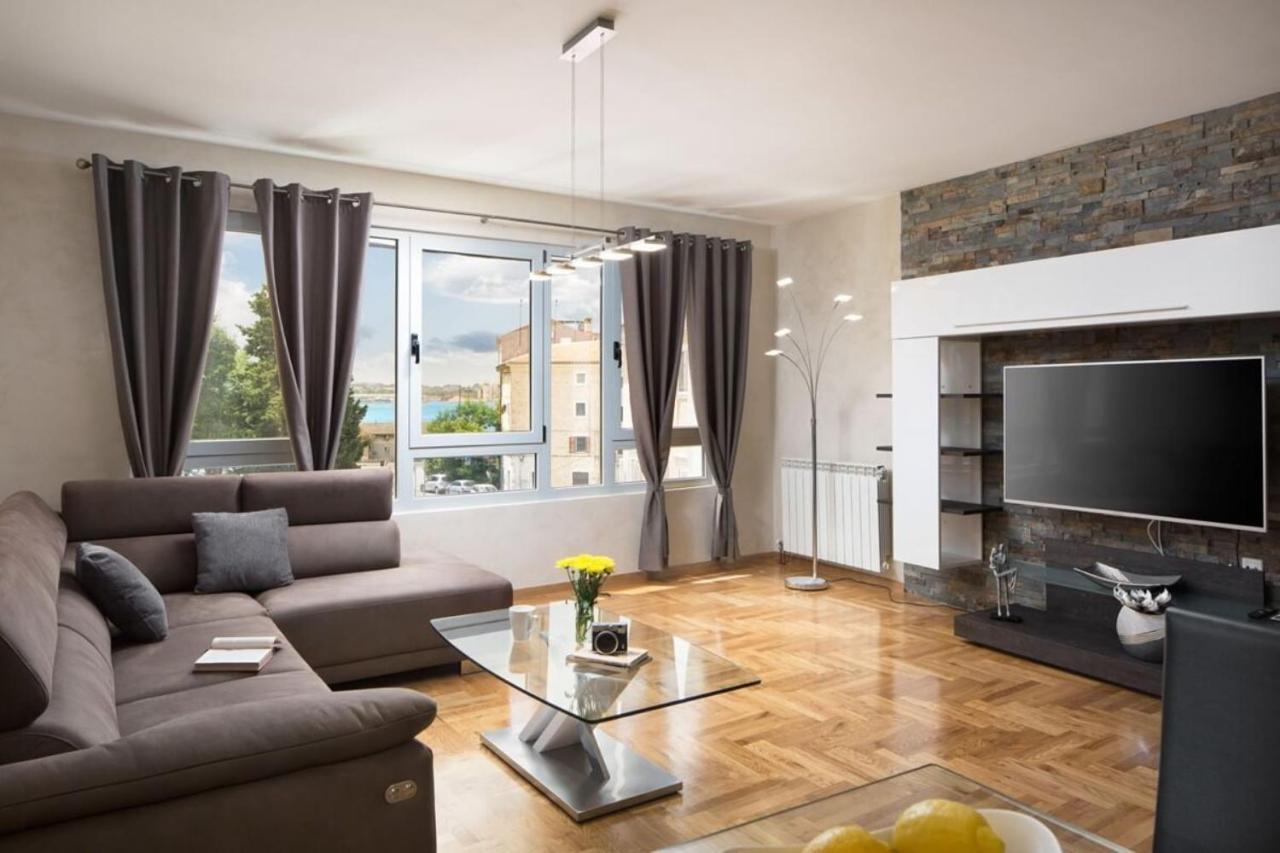 Luxury Apartments Casablanca/Vivaldi Pula Exterior photo